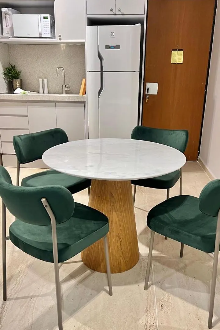 Apartamento Nos Jardins A 150M Da Av Paulista Hl 02 Sao Paulo Apartment